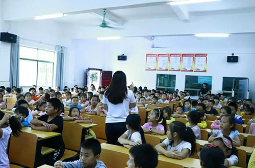 郴州錦馬置業(yè)有限公司,天一房產(chǎn)銷售,五嶺新天地樓盤銷售,錦馬時代中心房產(chǎn)銷售,酒店經(jīng)營管理哪里好