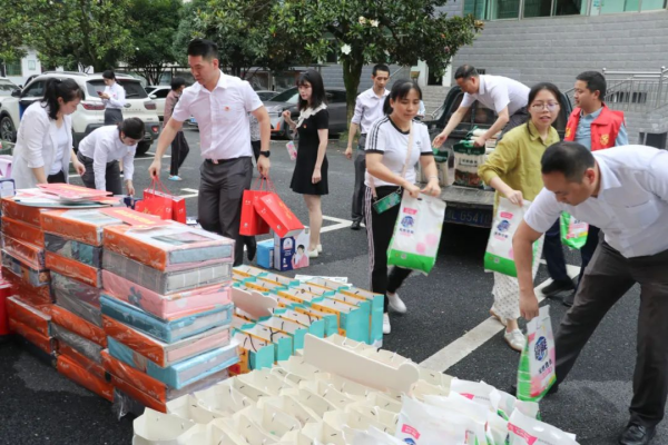 郴州錦馬置業有限公司,天一房產銷售,五嶺新天地樓盤銷售,錦馬時代中心房產銷售,酒店經營管理哪里好 郴州錦馬置業有限公司,天一房產銷售,五嶺新天地樓盤銷售,錦馬時代中心房產銷售,酒店經營管理哪里好